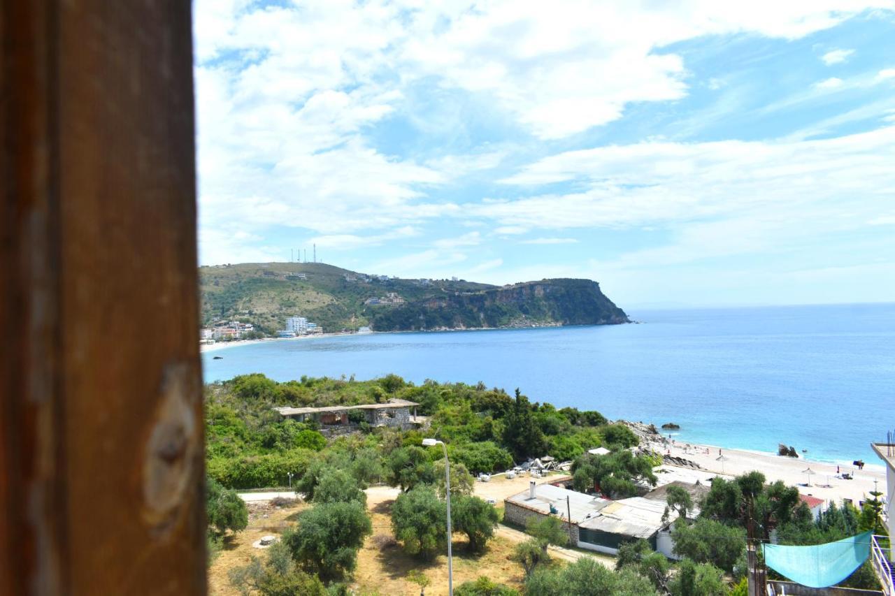 Ionio Rooms II Himare Bagian luar foto